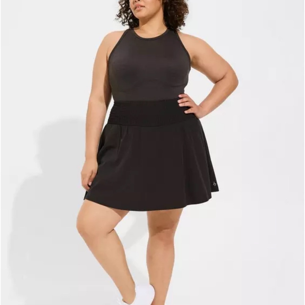 Torrid Stretch Woven Mini Active Skirt With Bike Short